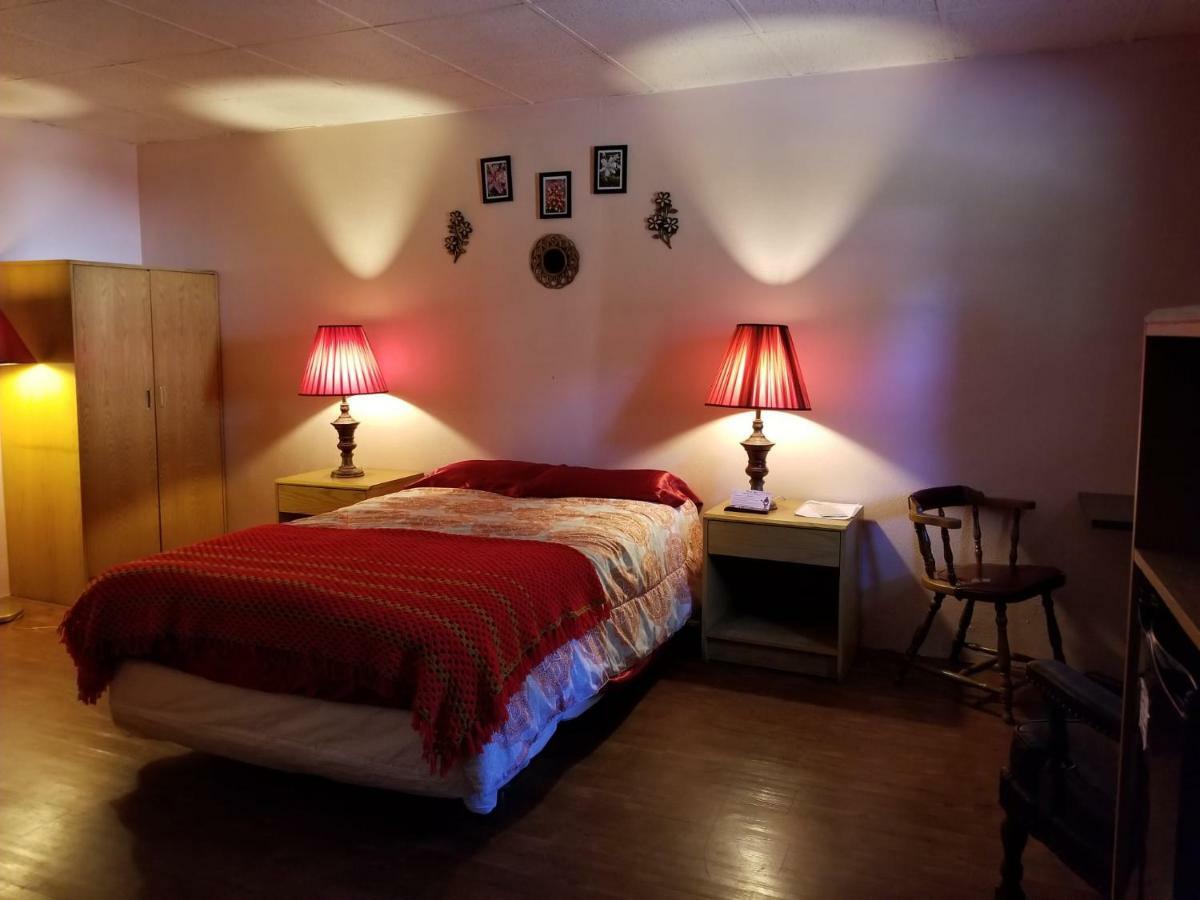 Pittsfield Motor Inn Eksteriør bilde