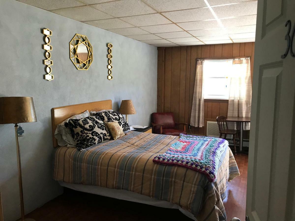 Pittsfield Motor Inn Eksteriør bilde